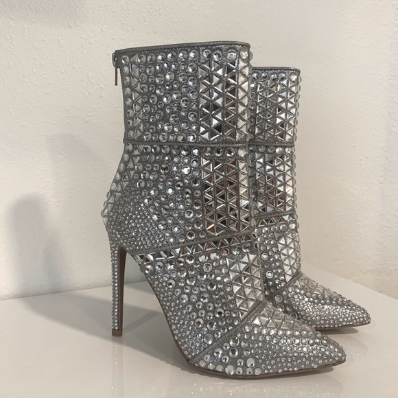 Steve Madden Whole Rhinestone Heels - Picture 2 of 6